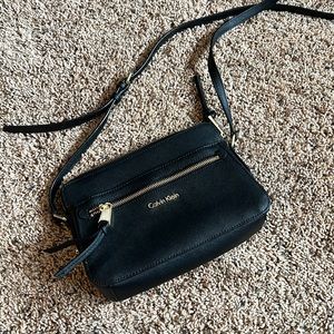 Beautiful Calvin Klein crossbody bag 😍